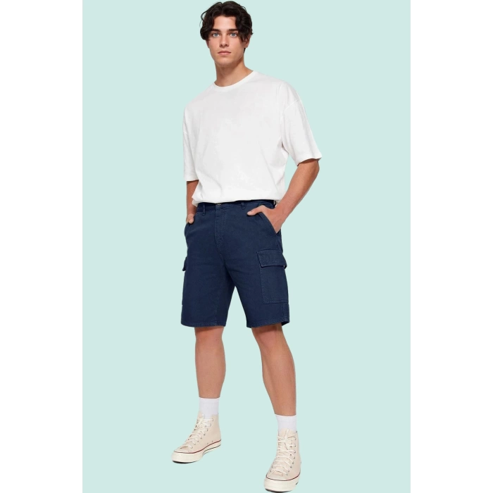 Erkek Pamuklu Denim Şort Rahat Geniş Paça Kısa Boy Günlük Kullanım İçin Ideal Modern Tasarım