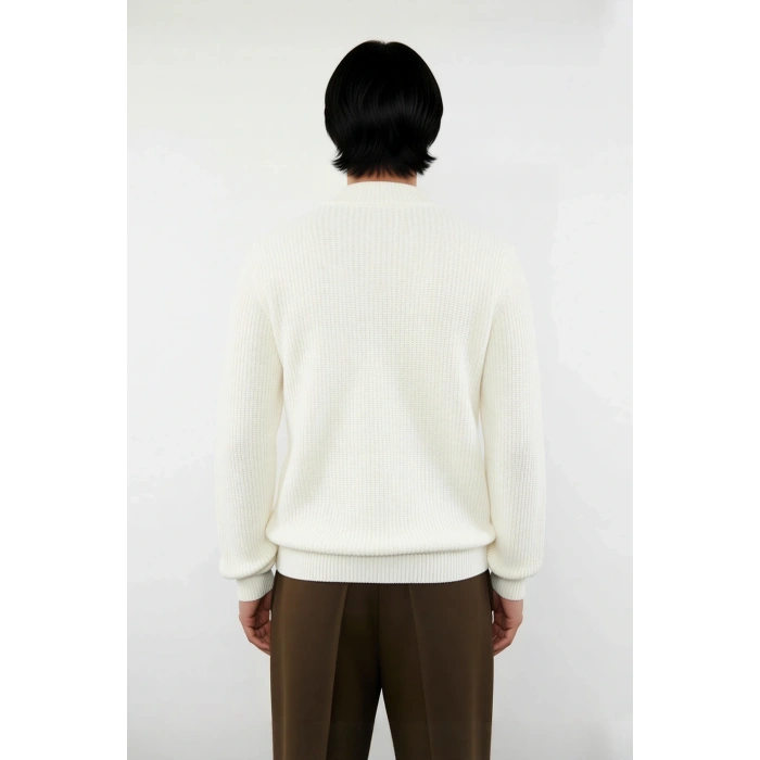 Erkek Regular Fit Düz Fermuarlı Dik Yaka Triko Kazak Kışlık Soğuk Hava Şıklığı İçin Mükemmel Seçim.