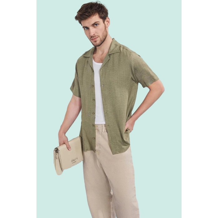 Erkek Regular Fit Polyester Gömlek; Keten Görünümlü Apaş Yaka Kısa Kol Yazlık Günlük Kullanım