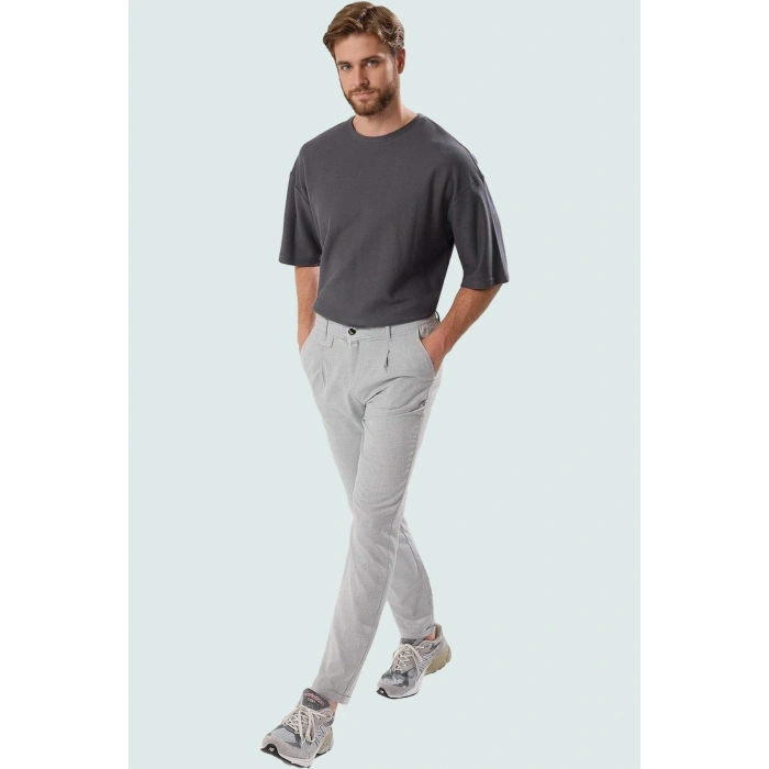Erkek Slim Fit Boru Paça Pantolon Günlük Kullanım İçin İdeal Seçim Yaz Aylarının Vazgeçilmezi