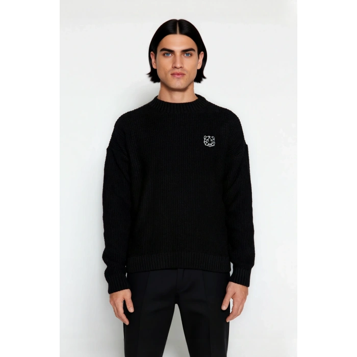 Erkek Triko Oversize Kesim Bisiklet Yaka Sargı Nakışlı Rahat Kazak Soğuk Günlerin Şıklığı Kaliteli