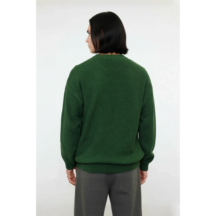 Erkek Triko Oversize Kesim Bisiklet Yaka Sargı Nakışlı Rahat Kazak Soğuk Günlerin Şıklığı Kaliteli