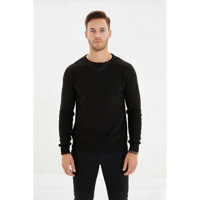 Erkek Uzun Kollu Fitted Kesim Basic Dokulu Triko Kazak Soğuk Havalarda Tarz Sahibi Görünüm