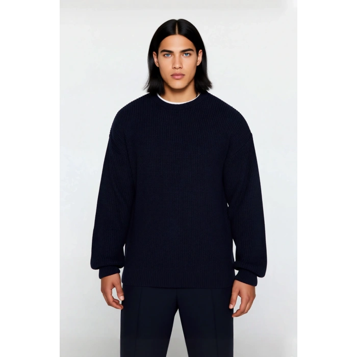 Erkekler İçin Gri Oversize Bisiklet Yaka Düz Triko Kazak Günlük Giyimde Konforlu Şık Tasarım