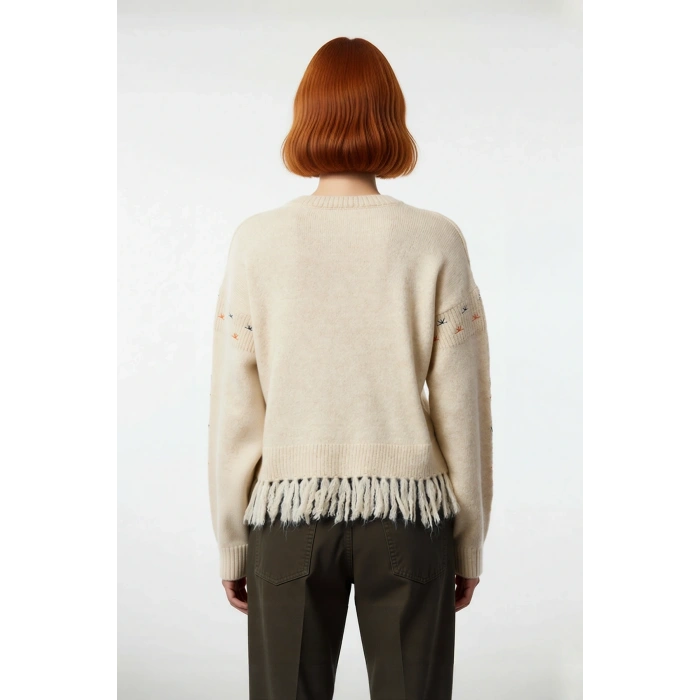 Fashion Forward Kadın Nakışlı Düşük Kollu Bisiklet Yaka Super Crop Kışlık Triko Kazak Püsküllü