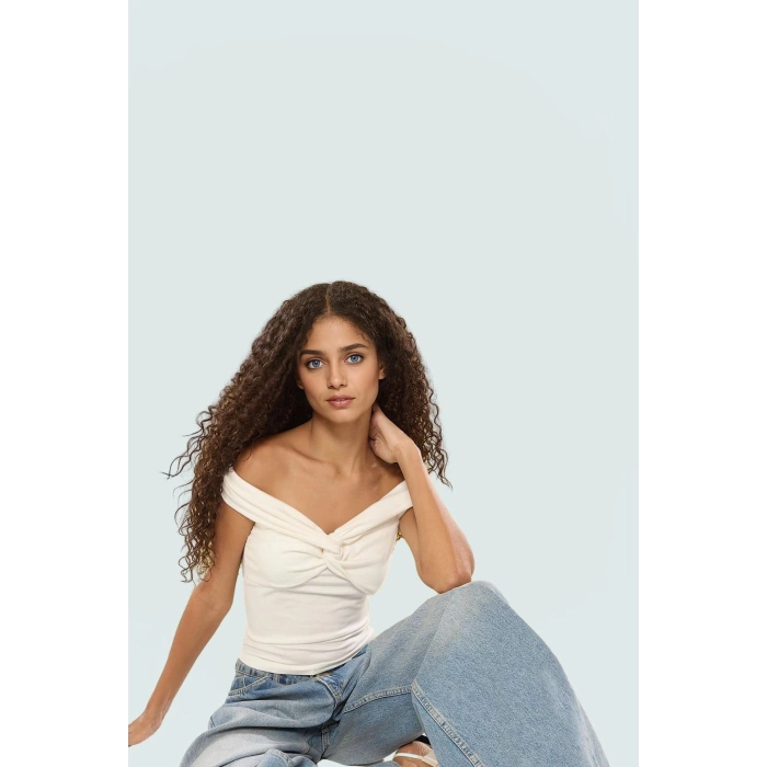 Fitted Crop Bluz Renk Carmen Yaka 97% Viskoz Yazlık Şık Görünüm Uzun Ömürlü