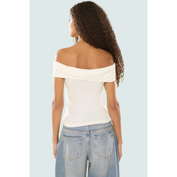 Fitted Crop Bluz Renk Carmen Yaka 97% Viskoz Yazlık Şık Görünüm Uzun Ömürlü