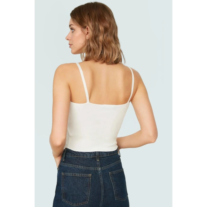 Fitted Kalıp Viskoz Triko Büstiyer Bluz Kolsuz Kalp Yaka Tasarım Uzun Ömürlü Kaliteli İşçilik
