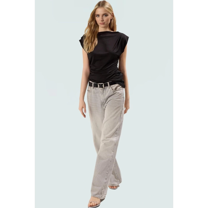 Fitted Kısa Kollu Örme Bluz Rahat Günlük Stil Zarifane Tasarım Konforlu Kesim