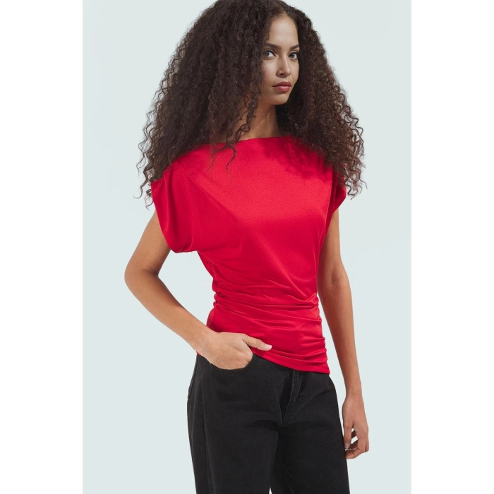 Fitted Kısa Kollu Örme Bluz Rahat Günlük Stil Zarifane Tasarım Konforlu Kesim