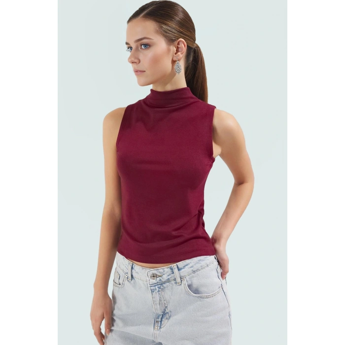 Fitted Kolsuz Bluz Dik Yaka Örme Kumaş Yazlık Günlük Konforlu Kesim Rahat Kullanım