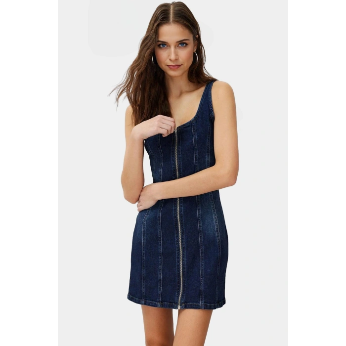 Fitted Mini Denim Elbise Bisiklet Yaka Comfort Kumaş Günlük Şıklık Şık Görünüm Konforlu Kesim