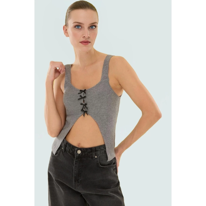 Fitted Triko İnce Bluz Kare Yaka Kolsuz Günlük Profesyonel Görünüm