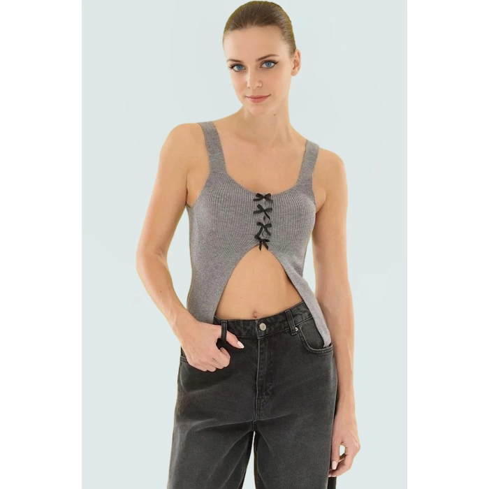 Fitted Triko İnce Bluz Kare Yaka Kolsuz Günlük Profesyonel Görünüm