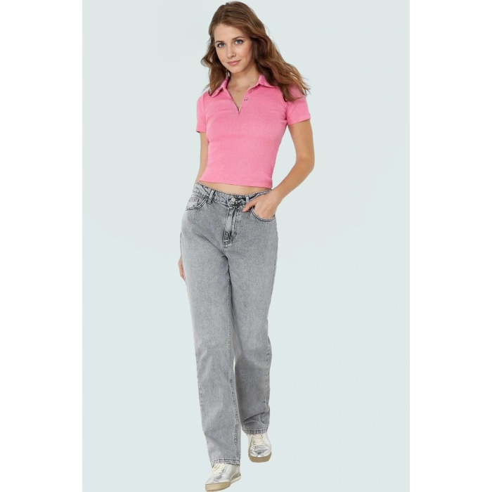 Fitted Vücut Oturan Fermuarlı Polo Yaka Kısa Kollu Bluz %70 Polyester Rahat Ve Şık
