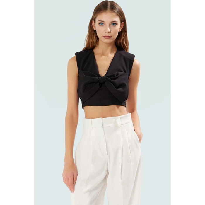 Fiyonklu Crop Bluz Kadın Yazlık Dokuma Basic Rahat Kullanım Şık Görünüm Özel Tasarım