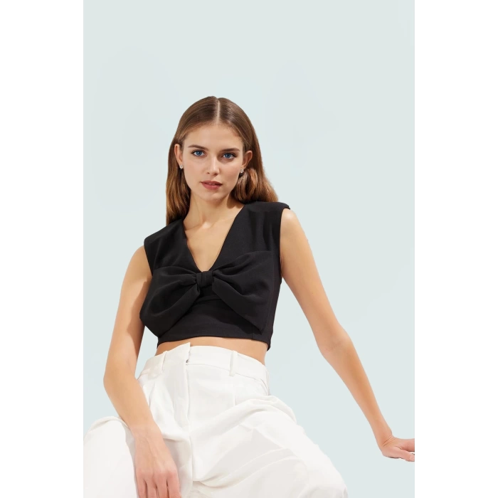 Fiyonklu Crop Bluz Kadın Yazlık Dokuma Basic Rahat Kullanım Şık Görünüm Özel Tasarım