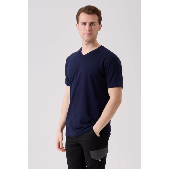 Galanthus V Yaka T-Shirt - Nefes Alabilir, Rahat ve Şık Tasarım