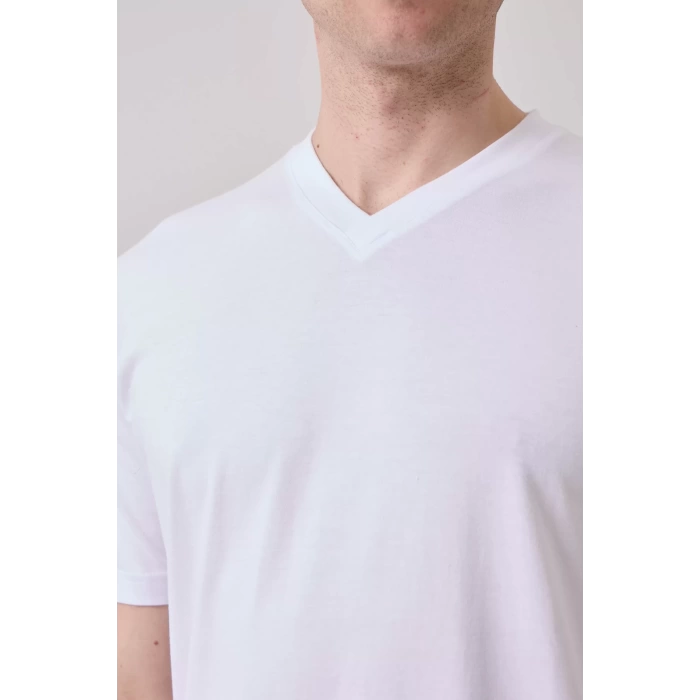 Galanthus V Yaka T-Shirt - Nefes Alabilir, Rahat ve Şık Tasarım