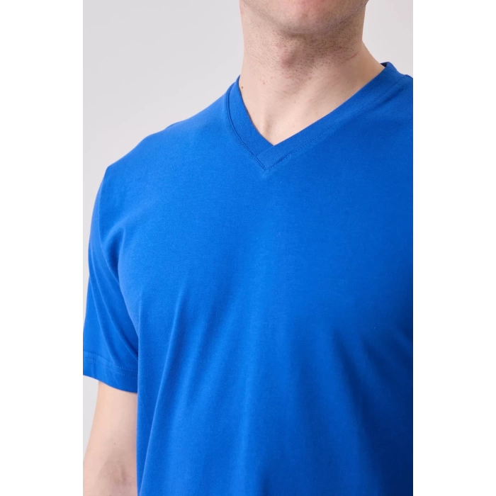 Galanthus V Yaka T-Shirt - Nefes Alabilir, Rahat ve Şık Tasarım