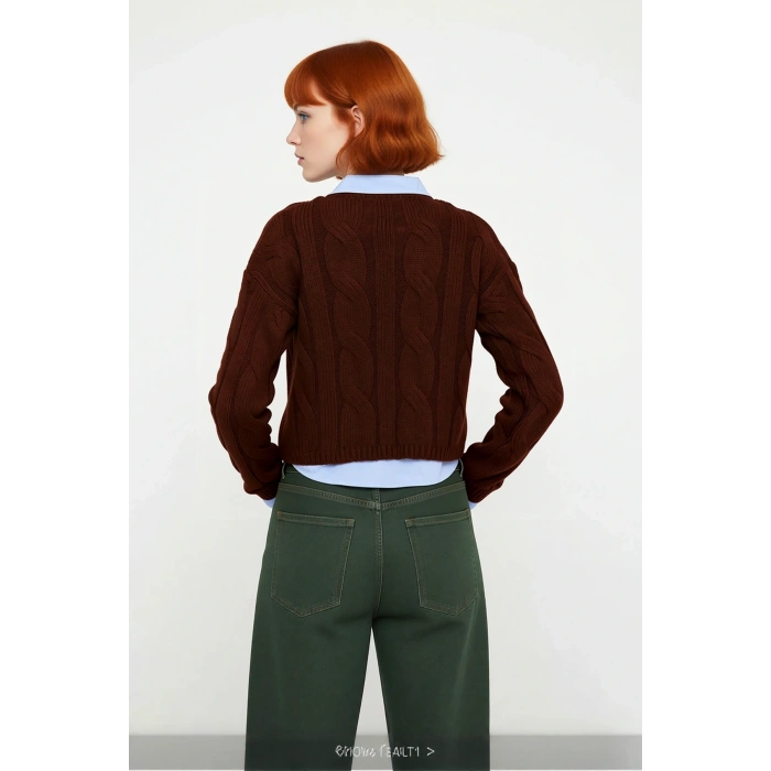 Genç Kadın Casual Tarz Triko Kazak Regular Kalıp Saç Örgü Desenli Kışlık Düşük Kol Detaylı