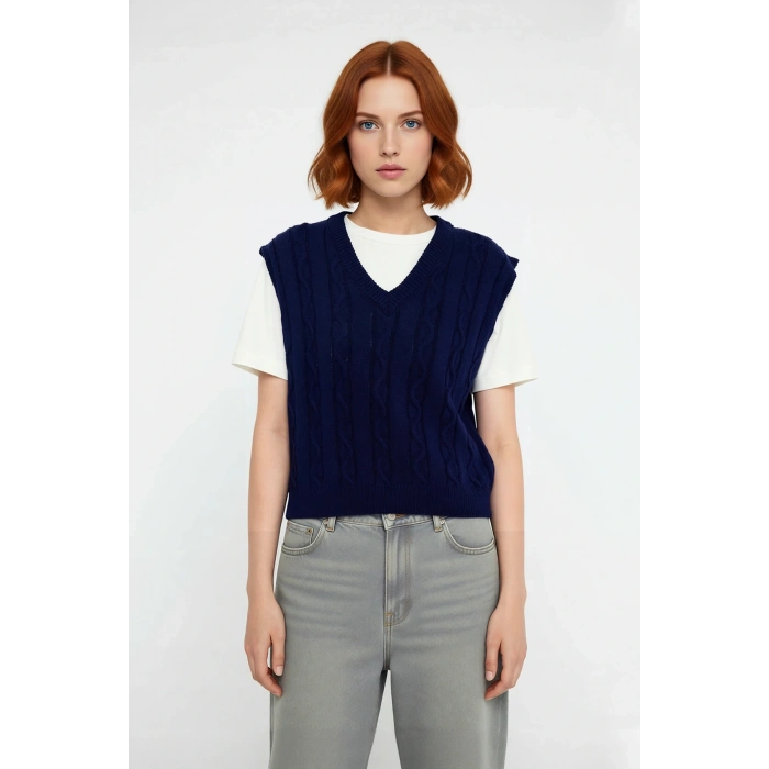 Genç Kadın Regular Kalıp Crop V Yaka Saç Örgü Kolsuz Triko Süveter İlkbahar Sonbahar Kombini