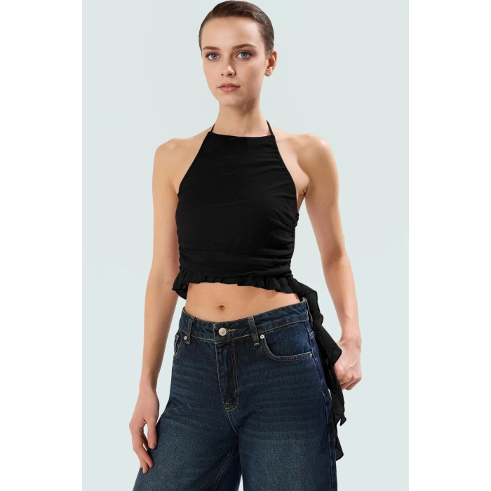 Halter Yaka Fitted Örme Bluz Krop Boy Yazlık Şık Tasarım Mükemmel Uyum Seçkin Malzeme