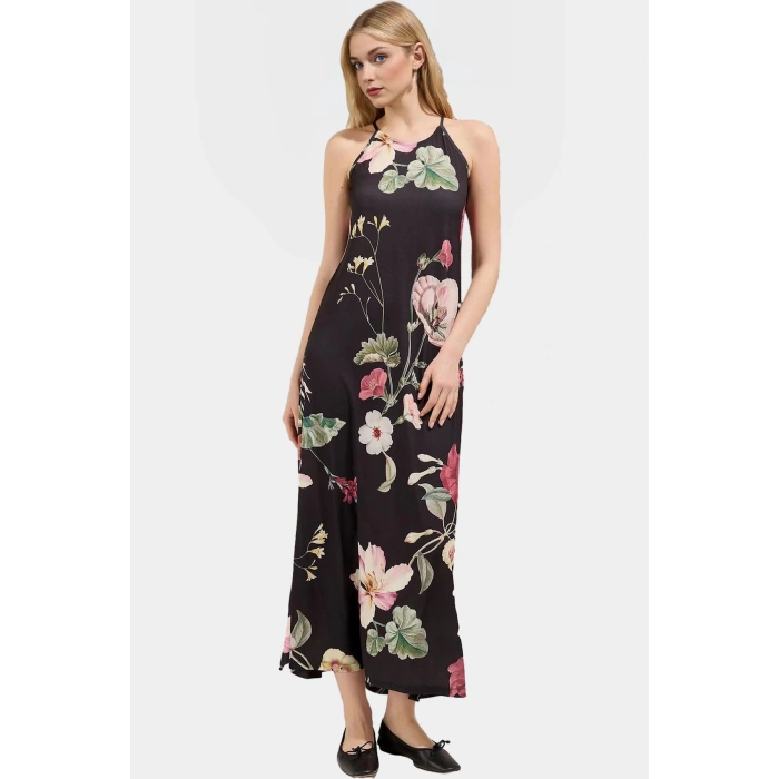 Halter Yaka Maxi Elbise Örme Kumaş Çiçekli Desen Rahat Kalıp Konforlu Kesim Ve Şık
