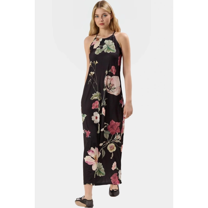 Halter Yaka Maxi Elbise Örme Kumaş Çiçekli Desen Rahat Kalıp Konforlu Kesim Ve Şık