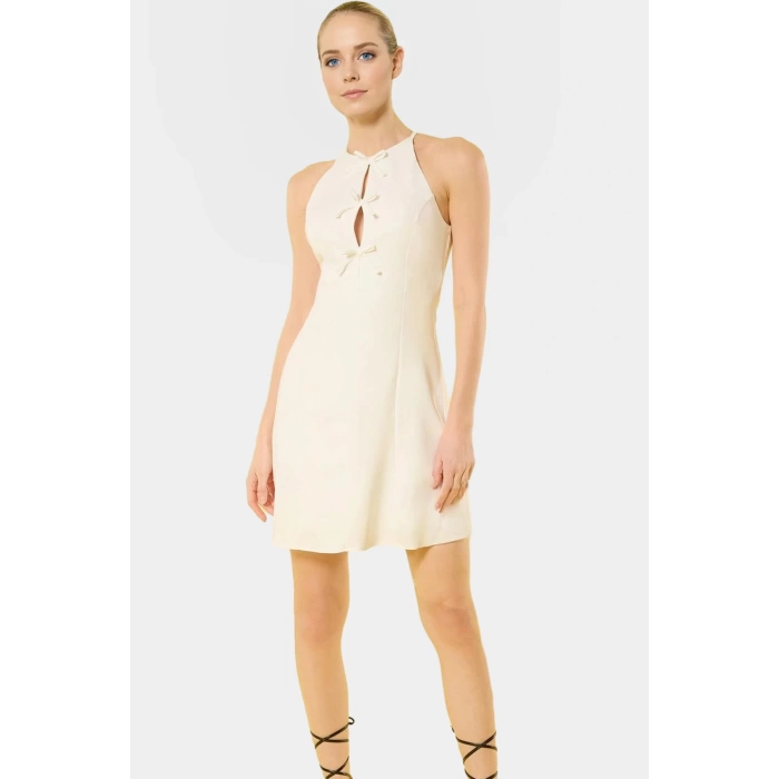 Halter Yaka Mini Elbise Yazın Şıklığı İçin İdeal Seçim Trend Tasarım Zarifane