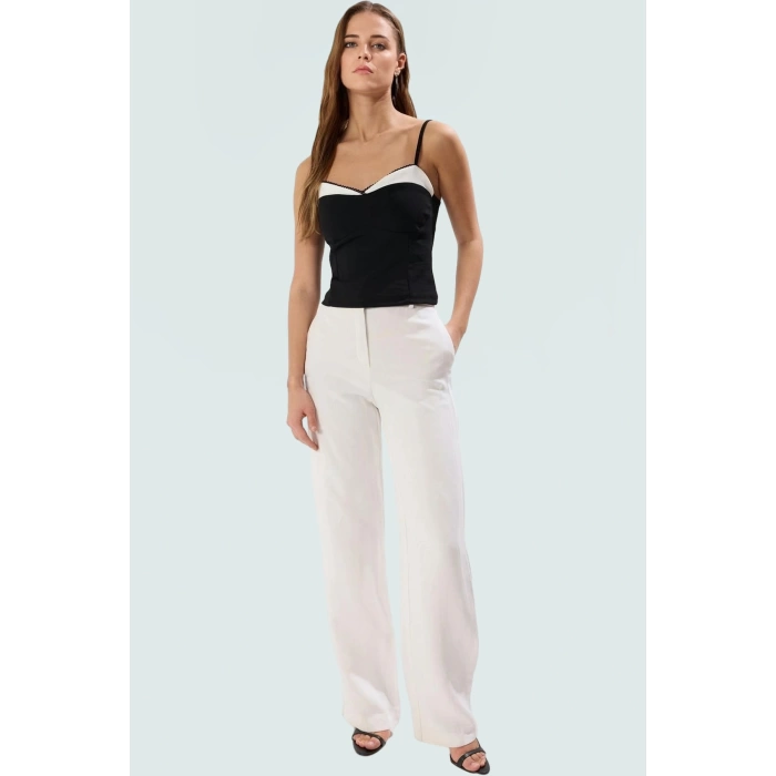 İnce Askılı Fitted Örme Bluz Yazlık Polyester Elastan Profesyonel Görünüm Konforlu Kesim