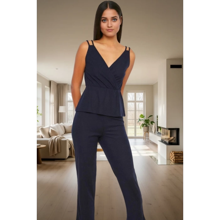 İnce Askılı Pijama Takımı %64 Polyester %33 Pamuk %3 Viskoz Karışımı Boru Paça Rahat Ve Şık