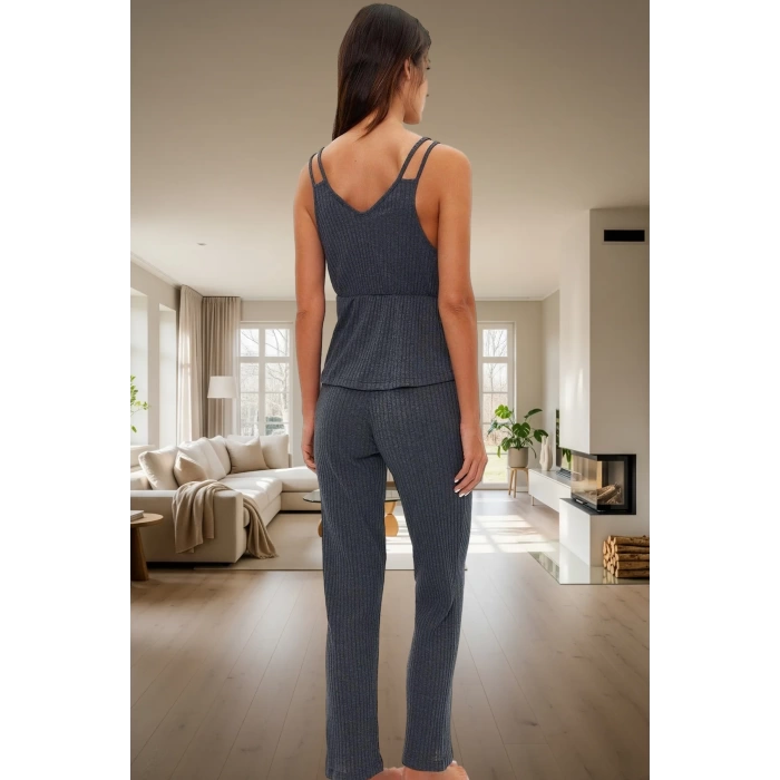 İnce Askılı Pijama Takımı %64 Polyester %33 Pamuk %3 Viskoz Karışımı Boru Paça Rahat Ve Şık