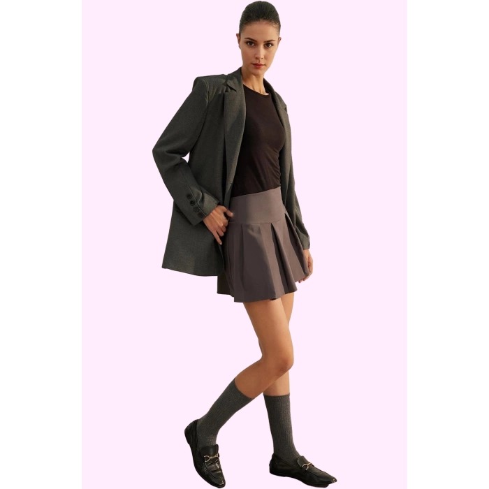 Kadın A line Mini Etek Polyester Günlük Kombinler Modern Tasarım Yaz Aylarının Vazgeçilmezi