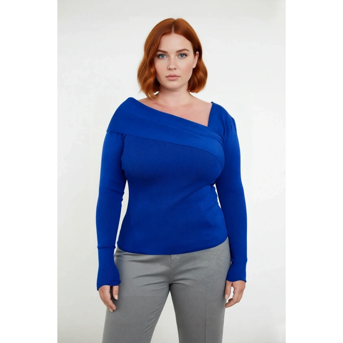 Kadın Asimetrik Yaka Uzun Kollu Modern Triko Kazak Şık Gündüz Gece Kombinleri İçin Konforlu ve Zarif