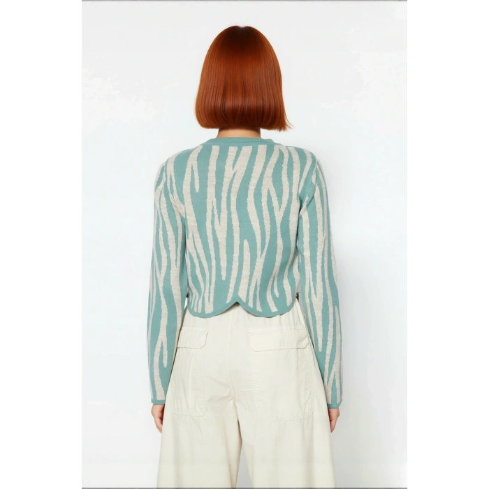 Kadın Basic Akrilik Regular Kalıp Crop Uzun Kollu Bisiklet Yaka Zebra Desenli Triko Kazak Kaliteli