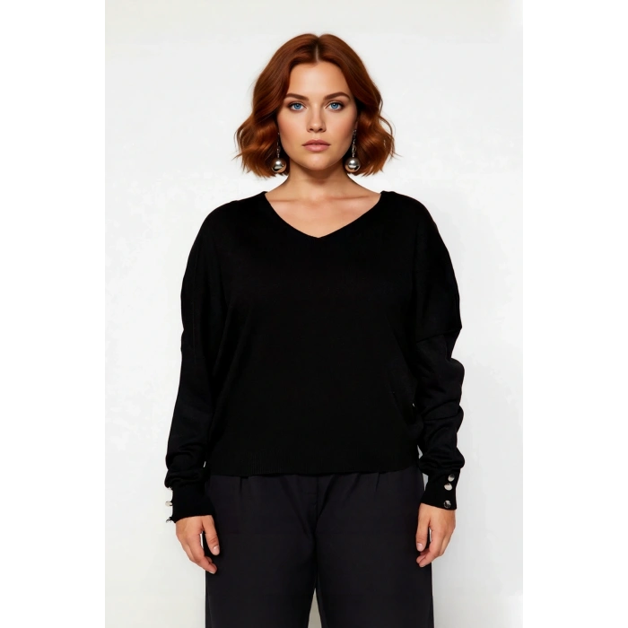 Kadın Basic Düz Siyah Triko Kazak Relaxed Fit V Yaka Standart Uzun Kol Soğuk Havaların Favorisi