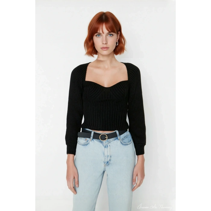 Kadın Basic Fitilli Crop Kahverengi Uzun Kol Kalp Yaka Akrilik Triko Kazak Rahat Gündüz Kombin