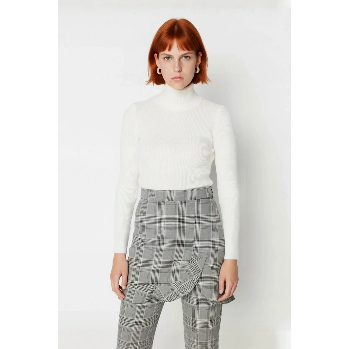 Kadın Basic Fitted Akrilik Triko Balıkçı Yaka Kazak Uzun Kollu Şık Günlük Giyim Modeli Kaliteli