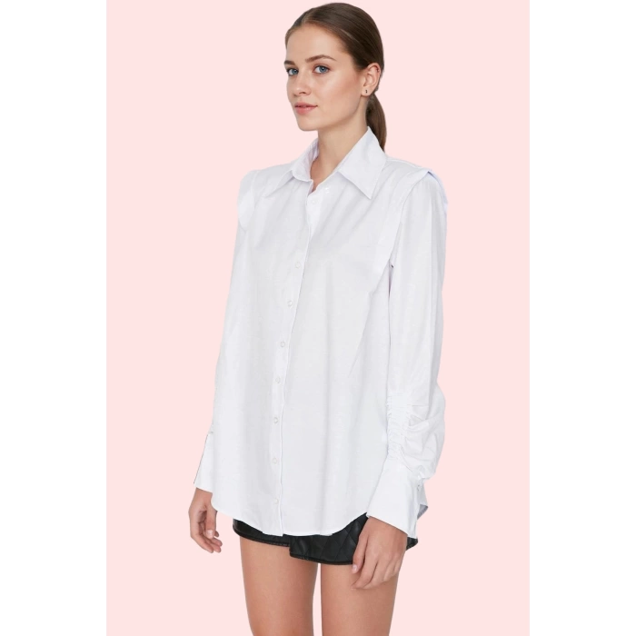 Kadın Basic Gömlek Uzun Kollu Yaka Düğmeli Dokuma Poplin Günlük Stil Yaz Aylarının Vazgeçilmezi