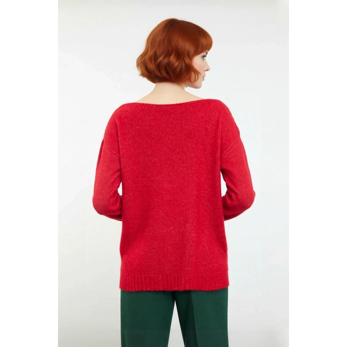 Kadın Basic Kayık Yaka Oversize Triko Kazak Rahat Ve Şık İlkbahar Sonbahar Günlerine Özel Kaliteli