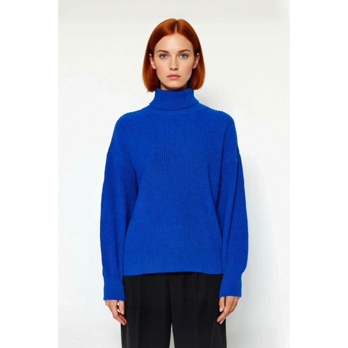 Kadın Basic Oversize Canlı Mavi Akrilik Balıkçı Yaka Uzun Kollu Triko Kazak Kışlık Kombinlerin