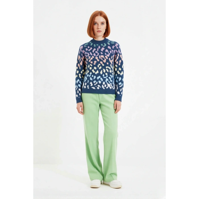 Kadın Basic Oversize Kalıp Bisiklet Yaka Triko Kazak Animal Desenli Uzun Kollu Kış Günleri İçin