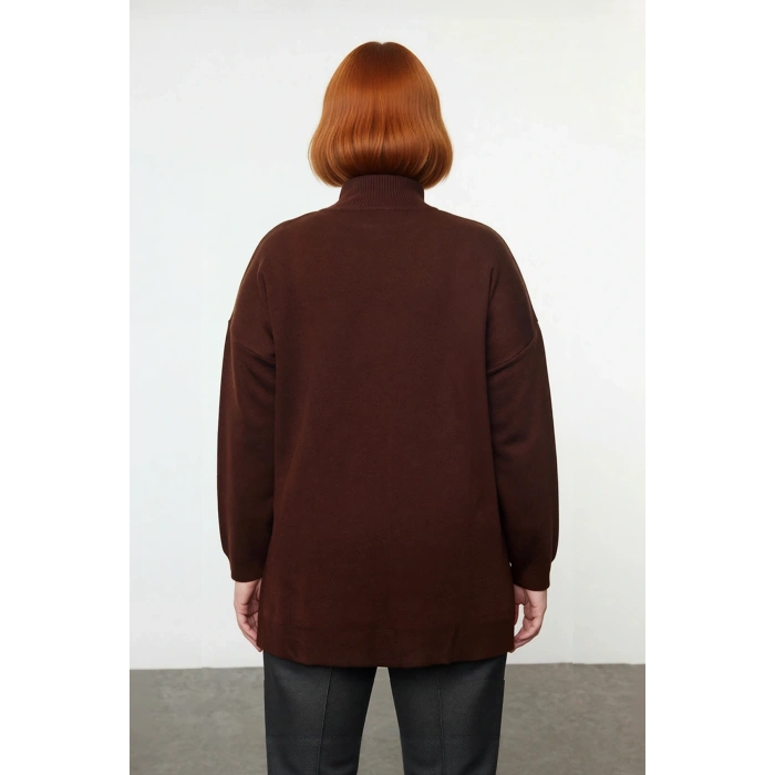 Kadın Basic Relaxed Kalıp Triko Kazak Balıkçı Yaka Düğme Detaylı Uzun Boy Konforlu Kış Kombinleri