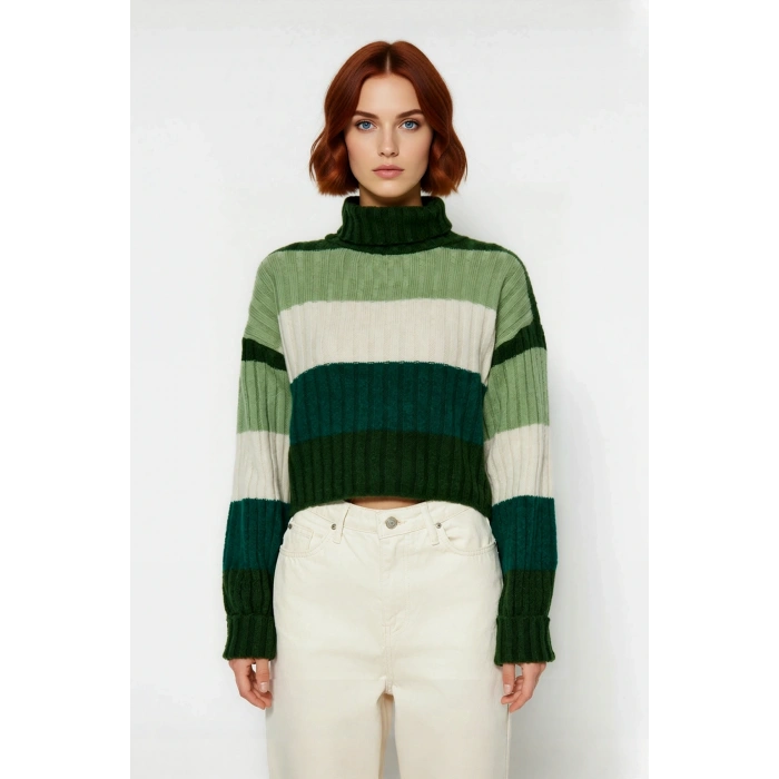 Kadın Basic Renk Bloklu Uzun Kol Balıkçı Yaka Super Crop Fitilli Triko Kazak Kış Modasına Uyumlu