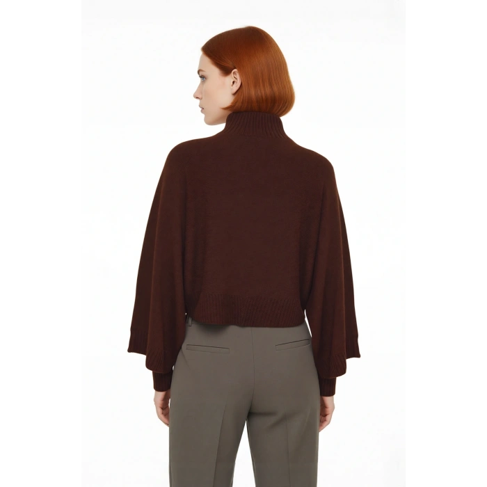 Kadın Basic Siluet Oversize Dik Yaka İspanyol Kol Akrilik Triko Kazak Konforlu Ve Modern Kaliteli