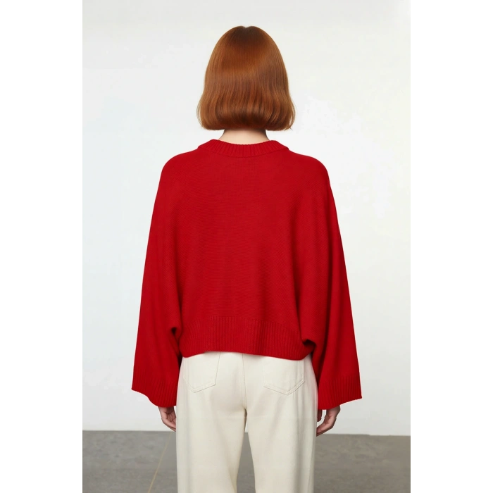 Kadın Basic Siluet Oversize Dik Yaka İspanyol Kol Akrilik Triko Kazak Konforlu Ve Modern Kaliteli