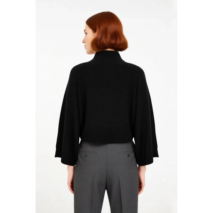 Kadın Basic Siluet Oversize Dik Yaka İspanyol Kol Akrilik Triko Kazak Konforlu Ve Modern Kaliteli