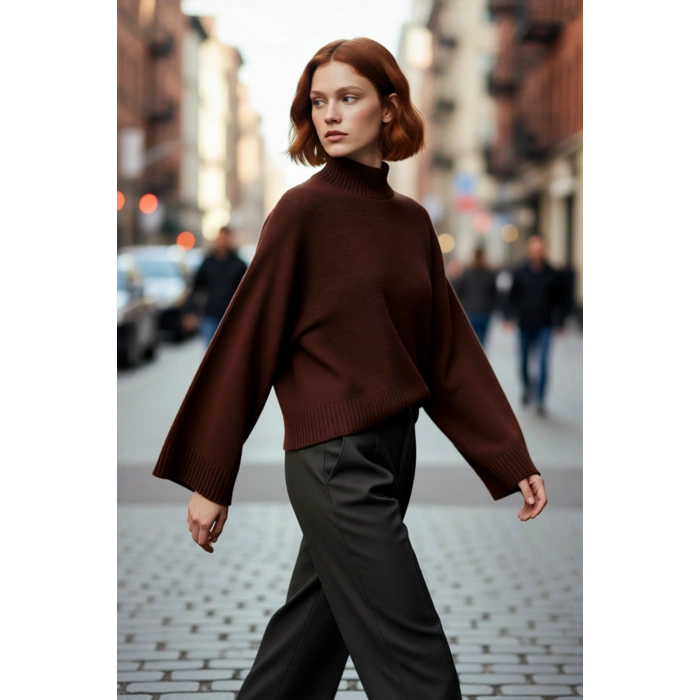 Kadın Basic Siluet Oversize Dik Yaka İspanyol Kol Akrilik Triko Kazak Konforlu Ve Modern Kaliteli