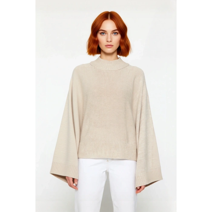 Kadın Basic Siluet Oversize Dik Yaka İspanyol Kol Akrilik Triko Kazak Konforlu Ve Modern Kaliteli